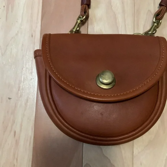 Coach Mini Crossbody/Belt Bag - Picture 2 of 13